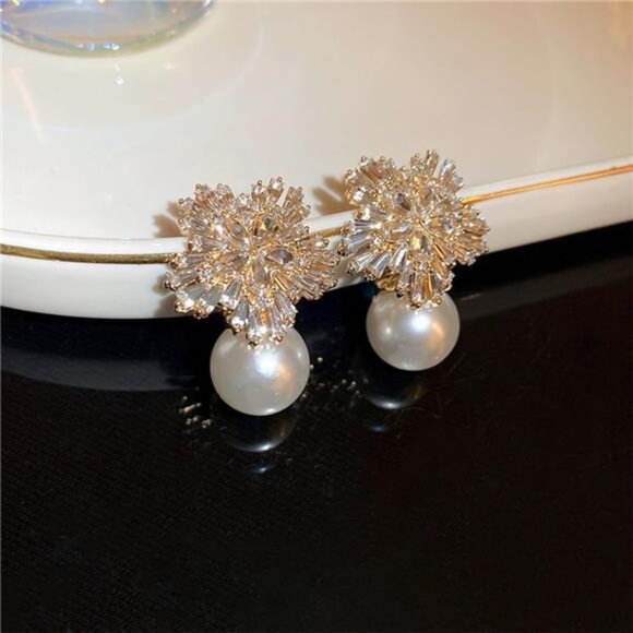 Gold Pearl & Rhinestone Drop Earrings | Vintage Victorian Style - Picture 5 of 5